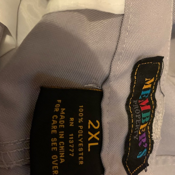 MEMBER'S PROPERTY MENS SHORTS - Picture 4 of 8